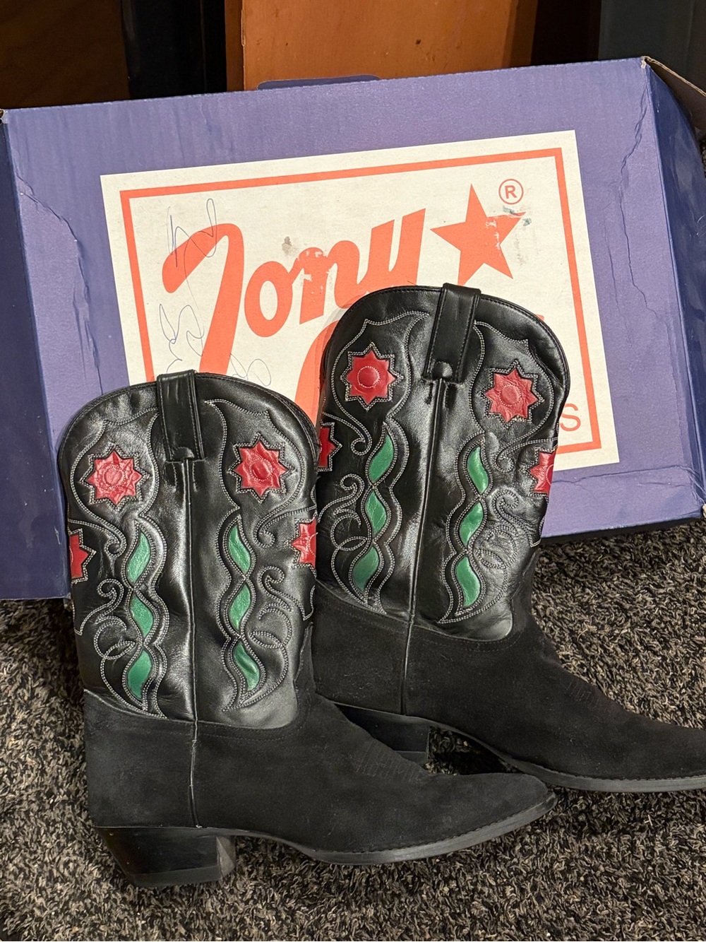 Tony Lama Black Leather & Suede Western Boots with Embroidered Accents rare! 8.5